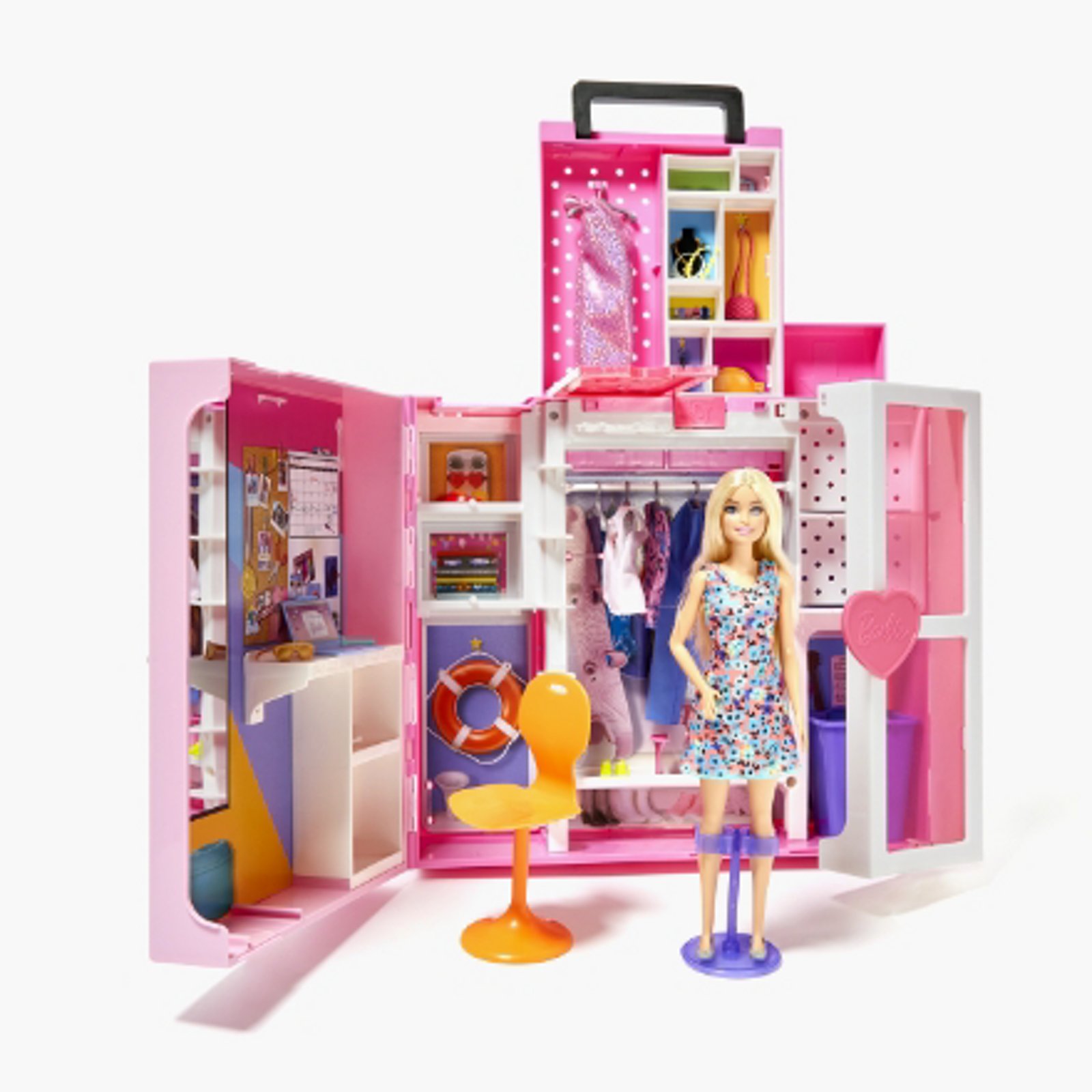 Dollhouses & Furniture
